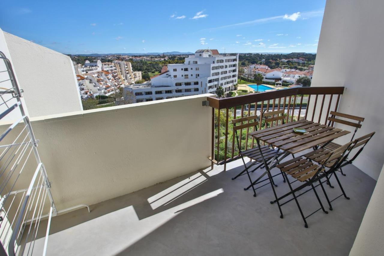 Luxe Condo With Pool, Airco And Seaview Balcony - Go4Portugal - Albufeira Bagian luar foto