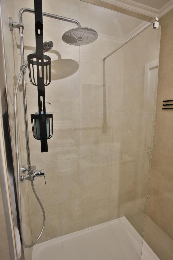 Luxe Condo With Pool, Airco And Seaview Balcony - Go4Portugal - Albufeira Bagian luar foto