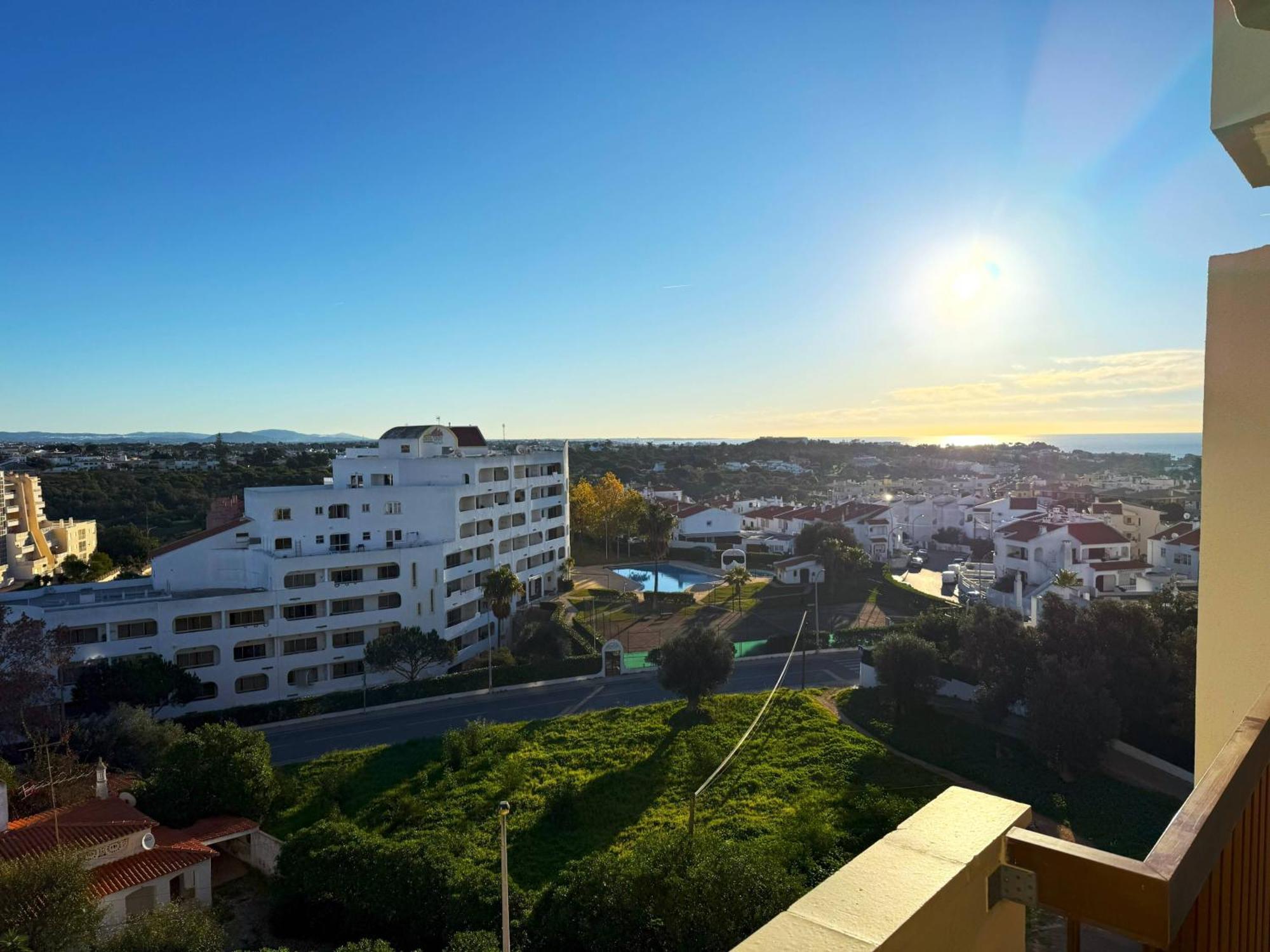 Luxe Condo With Pool, Airco And Seaview Balcony - Go4Portugal - Albufeira Bagian luar foto